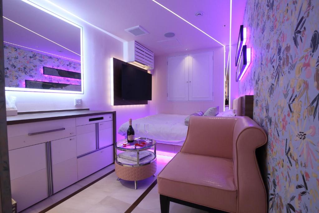 TV a/nebo společenská místnost v ubytování Hotel Blanche 大人専用 Adult only hotel