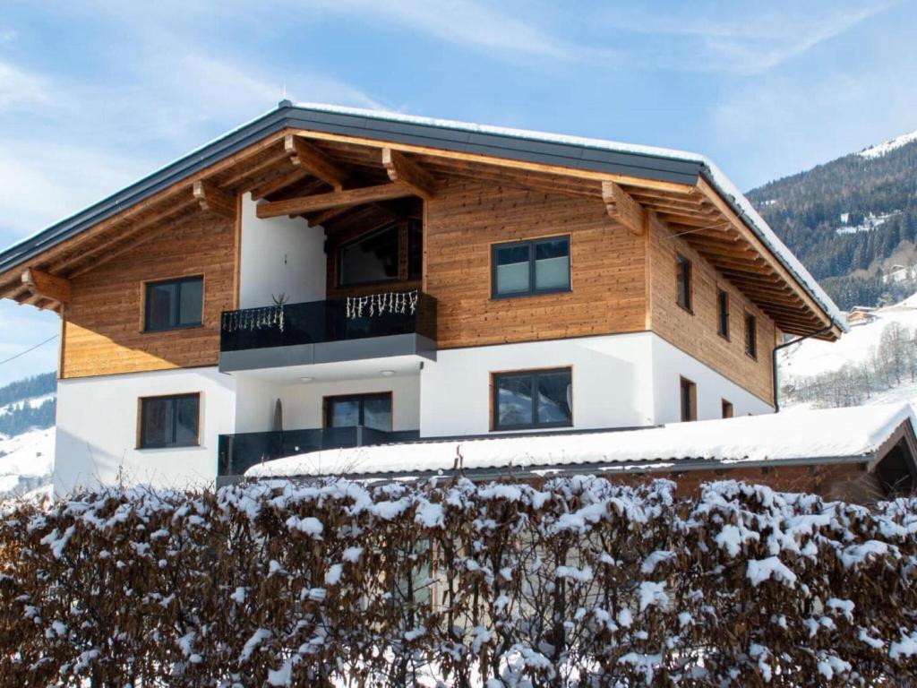 Nespecifikovaný výhled na hory nebo výhled na hory při pohledu z apartmánu