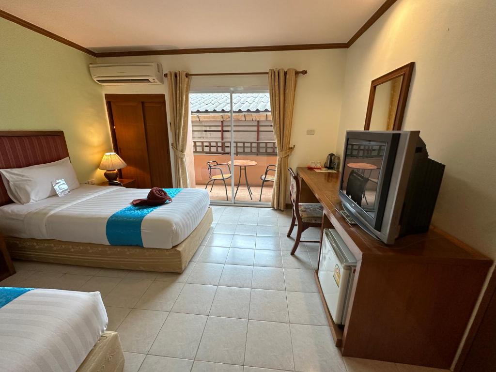 Thipurai Beach Hotel - Resim 21