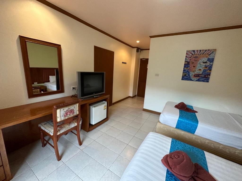 Thipurai Beach Hotel - Resim 27