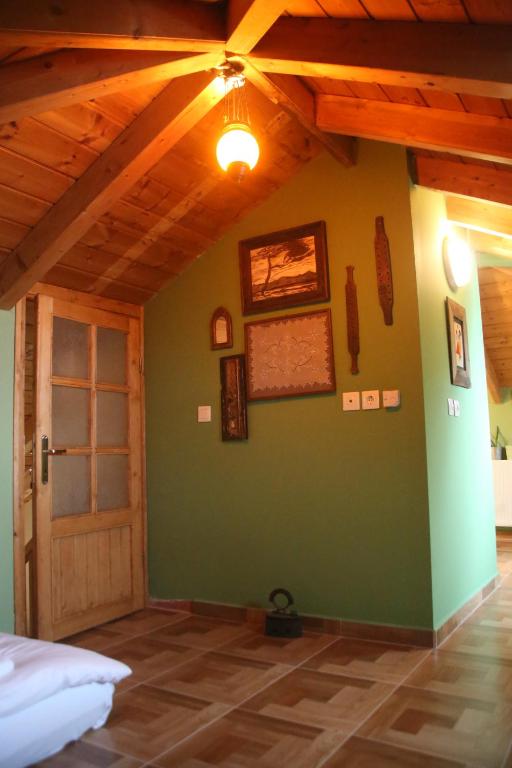 Guesthouse Kontogianni - Materka - Camera Doppia - Soffitta