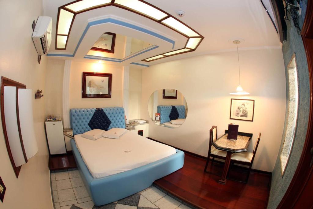  Hotel & Motel Le Baron