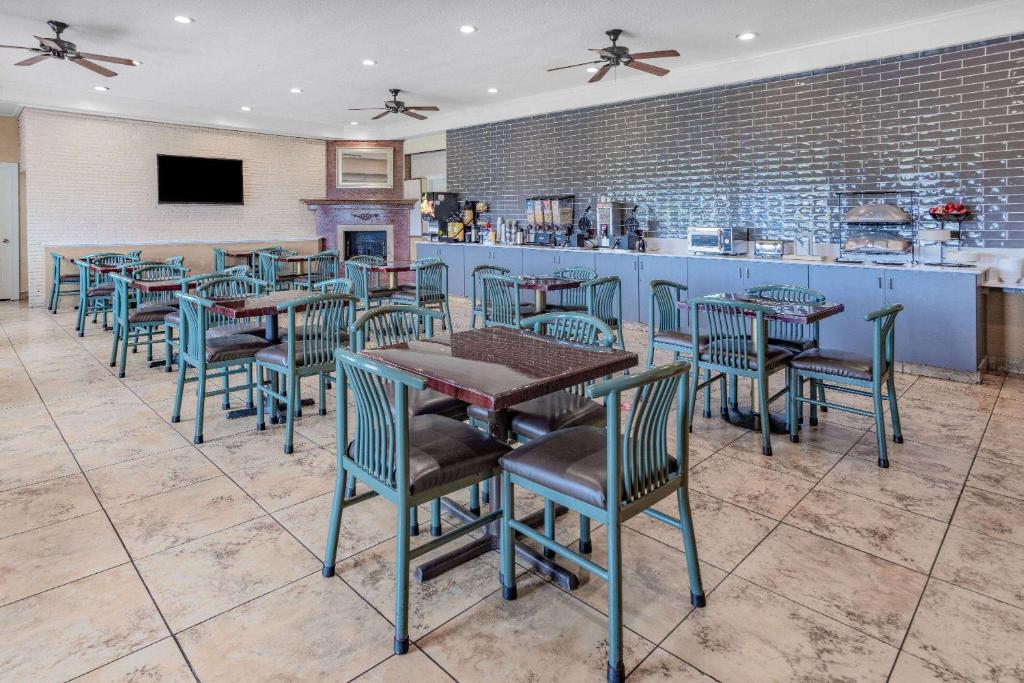Restaurace v ubytování Ramada by Wyndham West Atlantic City