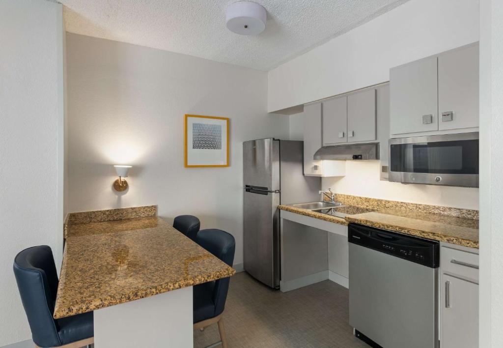Homewood Suites by Hilton Lake Mary Orlando North photo