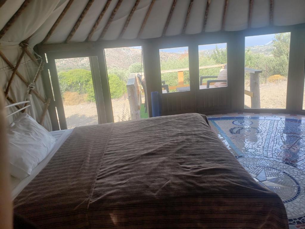 Zdjęcie z galerii obiektu Villa Elia with pool, Yurt and sea views w mieście Kos