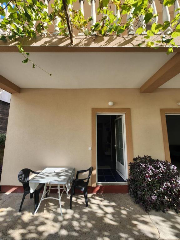 Pastatas, kuriame yra šie apartamentai
