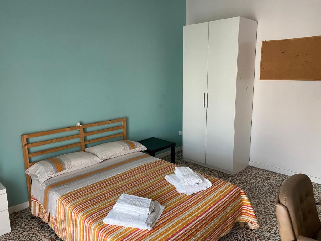 Giuffrida Apartment Rooms - 8