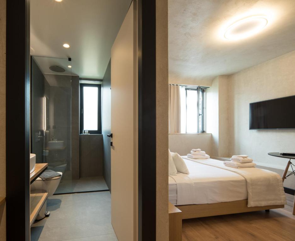 AthensOwl - Resim 17