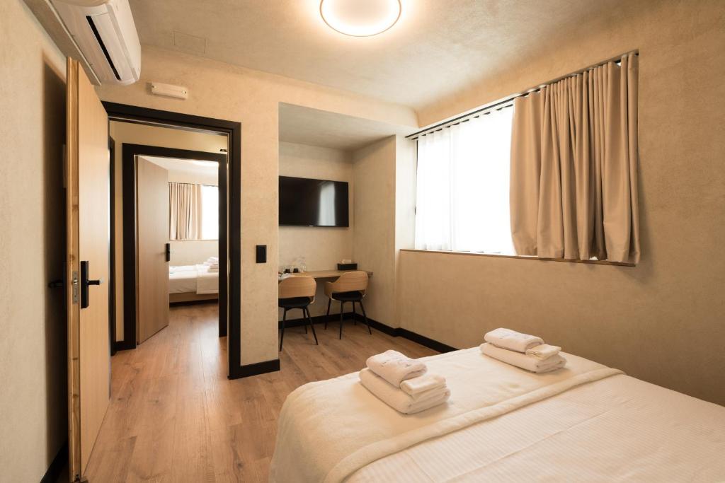 
Deluxe Quadruple Room
