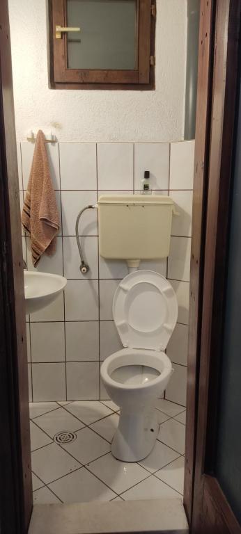 Koupelna v ubytování Apartment in Prilep