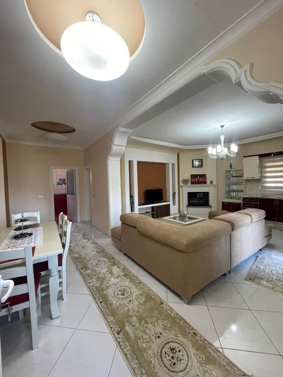 Dervishi’s apartment - Imazhi 3