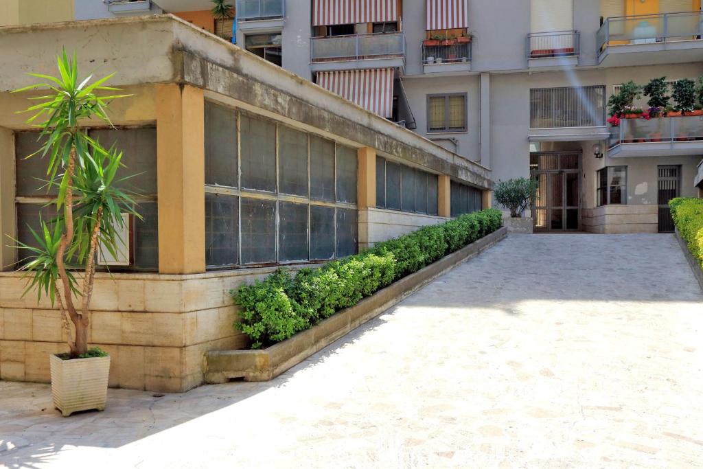 The building in which a vendégházakat is located