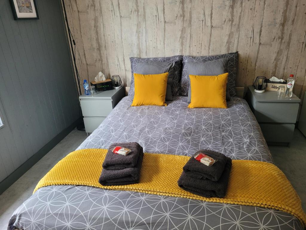 Postel nebo postele na pokoji v ubytování My bedroom