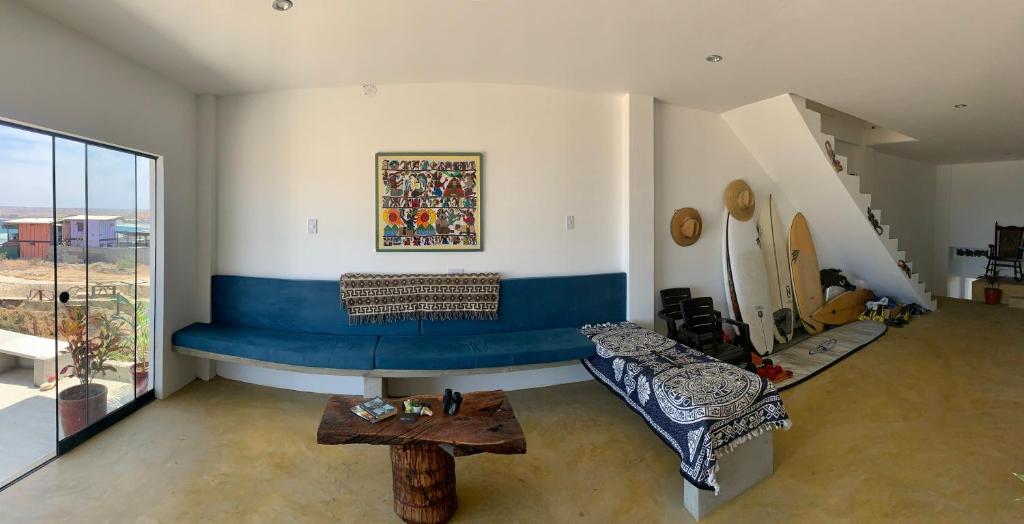 Posezení v ubytování Tayta Surf House