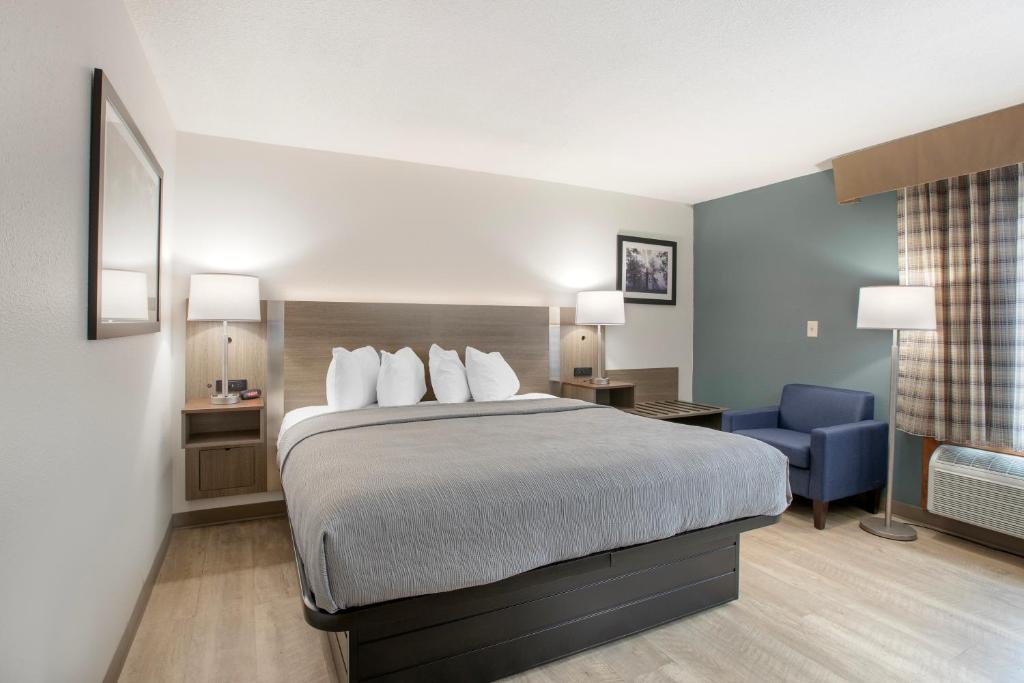 Quality Inn Newton at I-80 - Habitación Estándar Con Cama Queen