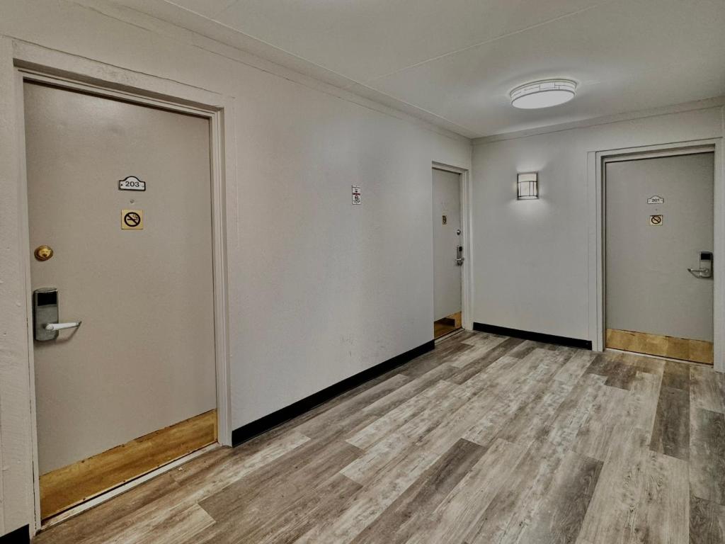 Fotografie z fotogalerie ubytování Discovery Inn v destinaci Midvale