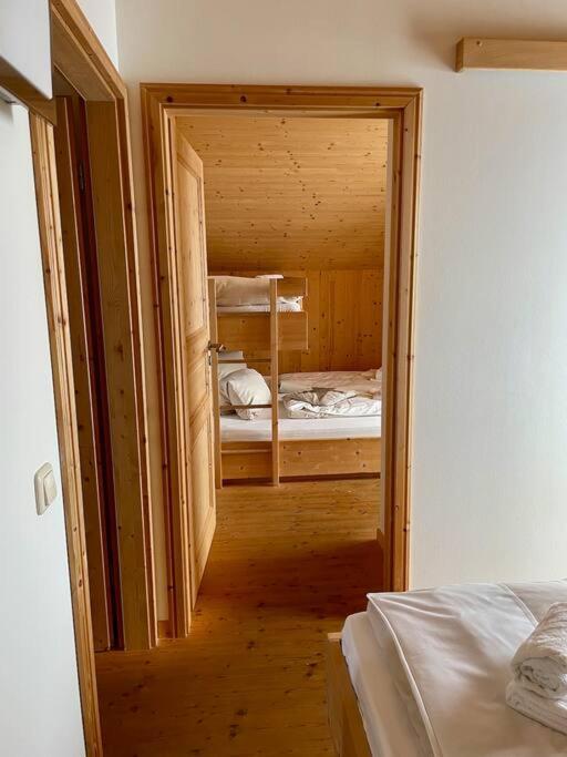 Postel nebo postele na pokoji v ubytování Chalet Bellevue Murau