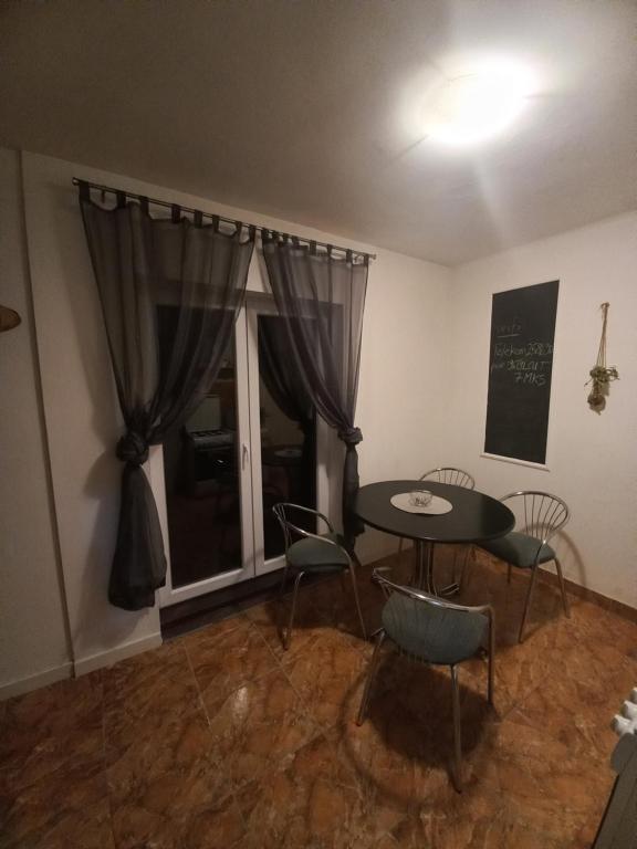 Posedenie v ubytovaní Elefántos Apartman