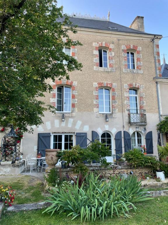 Fotografie z fotogalerie ubytování MAISON DE CHARME v destinaci Roches-Prémarie-Andillé