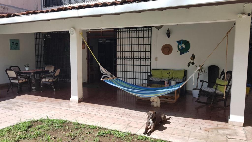 Kawasan patio atau luaran di DUPLEXU PANAMA Homestay