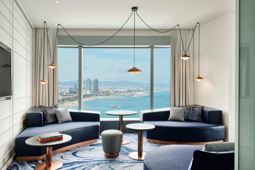 W Barcelona - Resim 42