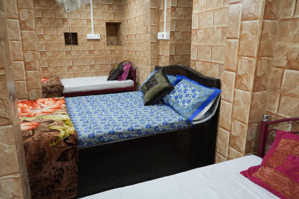 Voodi või voodid majutusasutuse Hotel Mirage toas