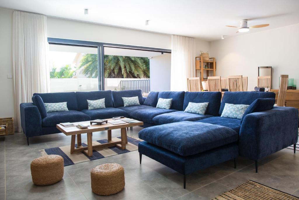 Гостиная зона в Appartement moderne de 3 chambres avec jardin près de la plage