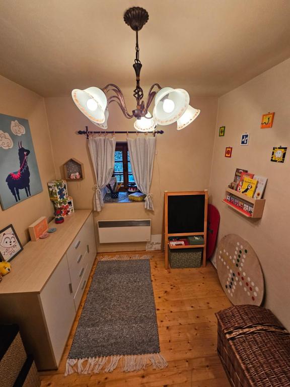 TV a/nebo společenská místnost v ubytování Holiday Home U Ryšavých