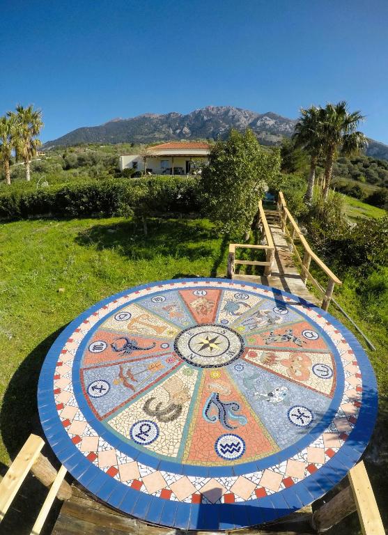 Zdjęcie z galerii obiektu Villa Elia with pool, Yurt and sea views w mieście Kos