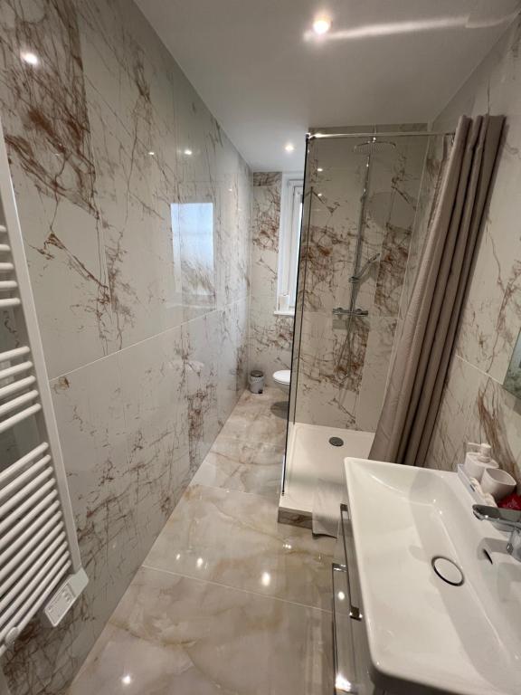 Esprit Forêt N0ire - appartement de luxe 3 chambres – photo 13