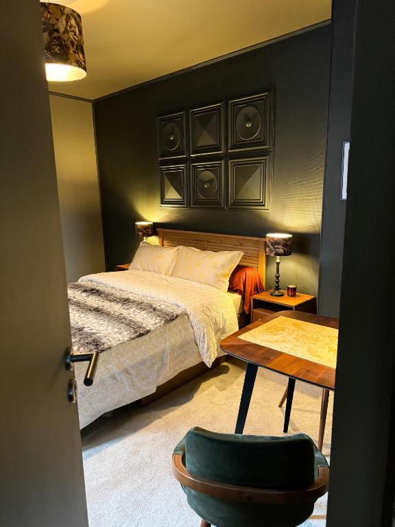 La Chambre des Trois Églises – photo 6