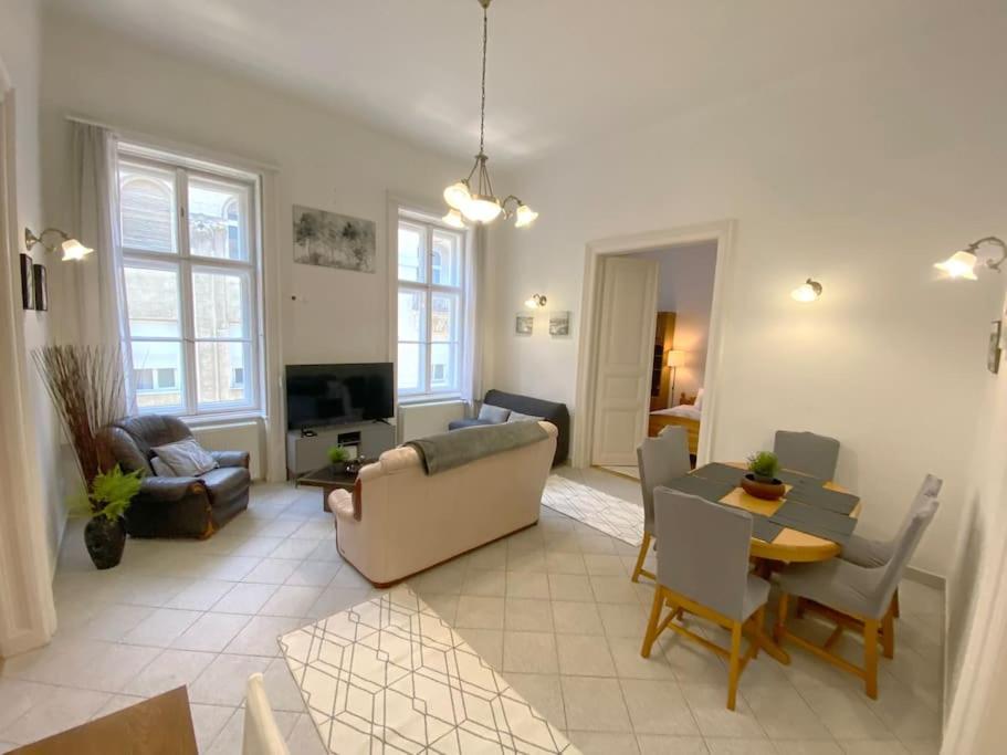 Spacious Andrassy 1061 Budapest, Andrássy út kép - 1