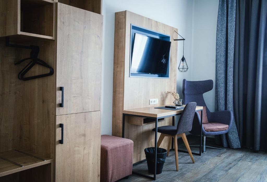 Levy's Rooms & Breakfast - 16