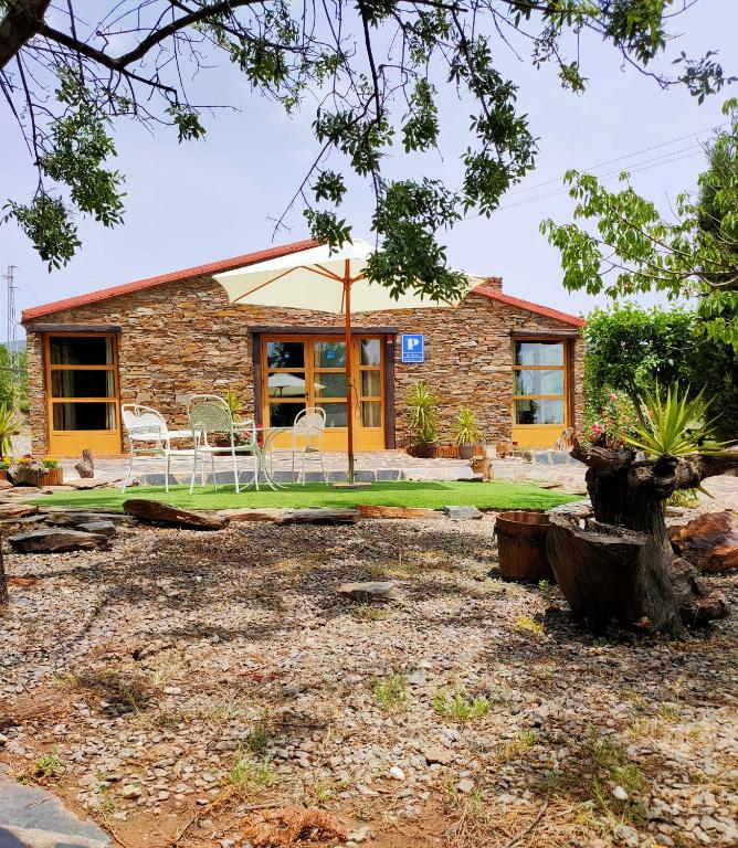 Vonkajšia záhrada v ubytovaní El Paraje del Chef