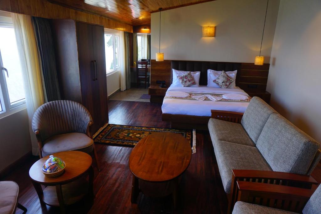 Postel nebo postele na pokoji v ubytování Gakhil Boutique Hotel