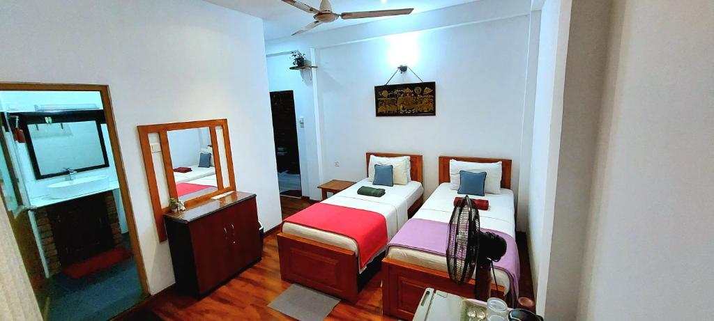 Poomaz Peace Palace - 9