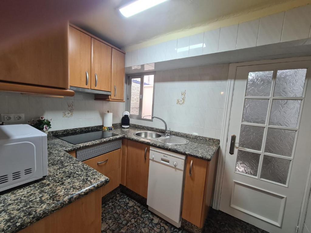 Kuchyňa alebo kuchynka v ubytovaní CASA EN EL CENTRO HISTORICO
