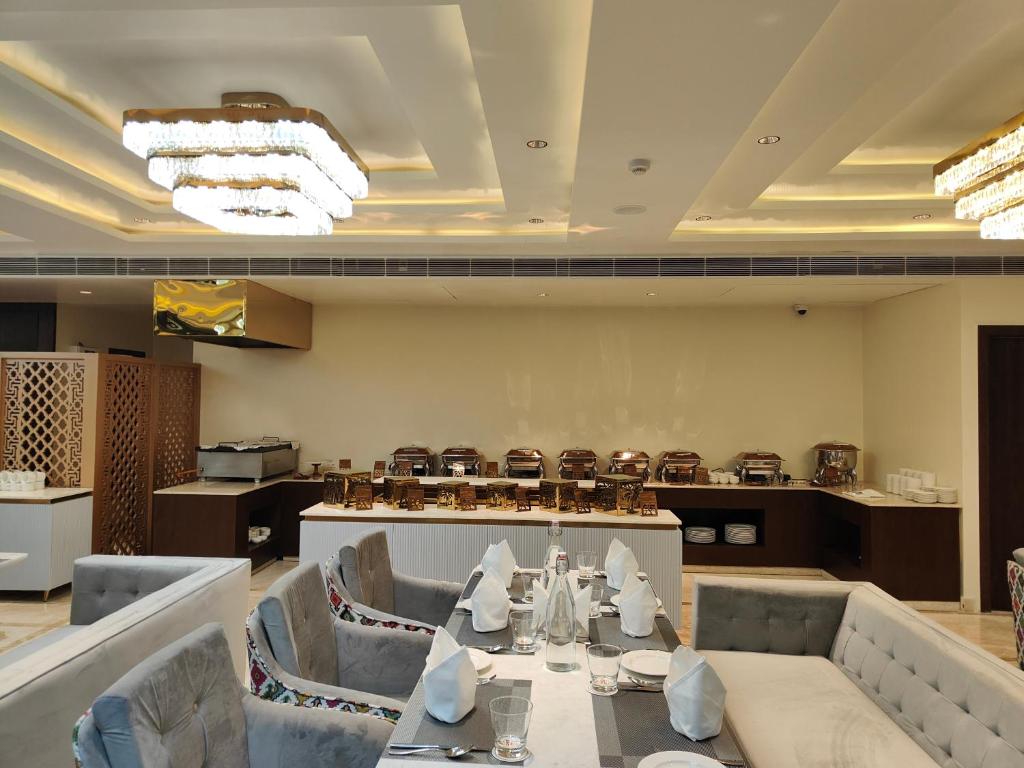 Posezení v ubytování ARCO Hotels and Resorts Srinagar