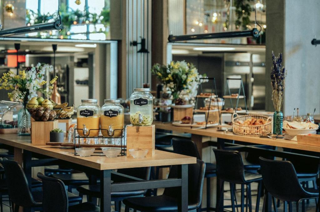 JOST Hotel Montpellier Centre St Roch - Resim 8