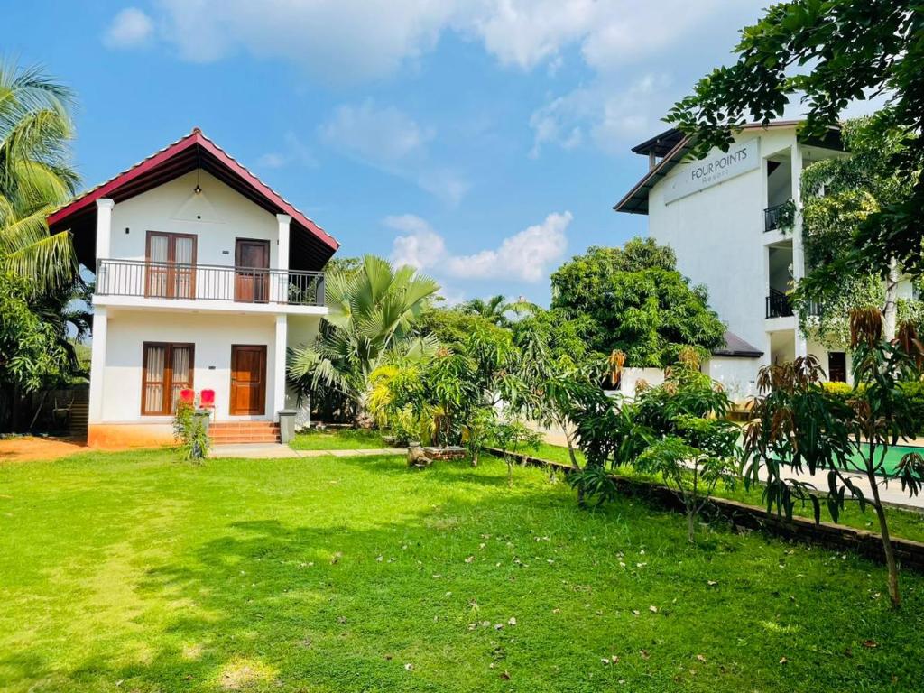 Zahrada ubytování Four Points Resort - Anuradhapura
