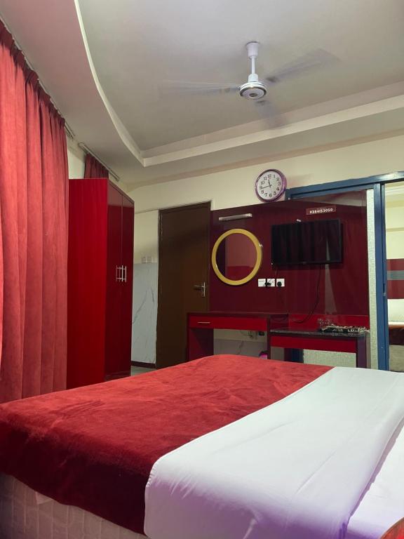 Postel nebo postele na pokoji v ubytování Saeed Hotel