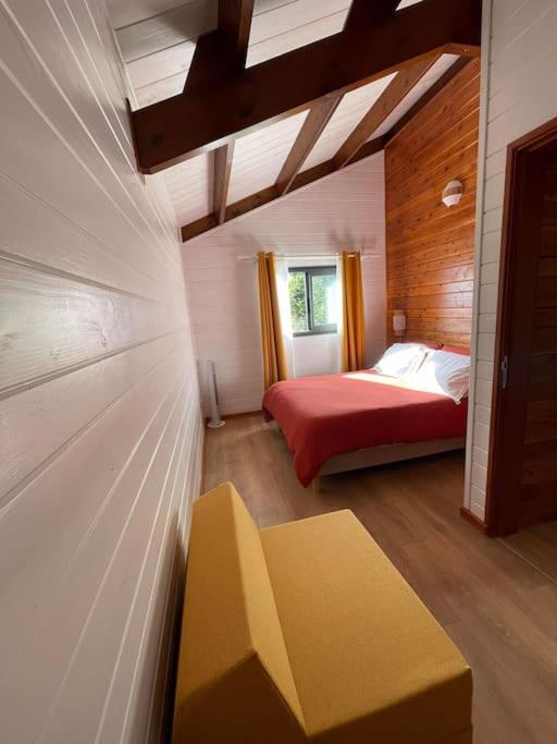 Postel nebo postele na pokoji v ubytování Austral House-chalet sud sauvage