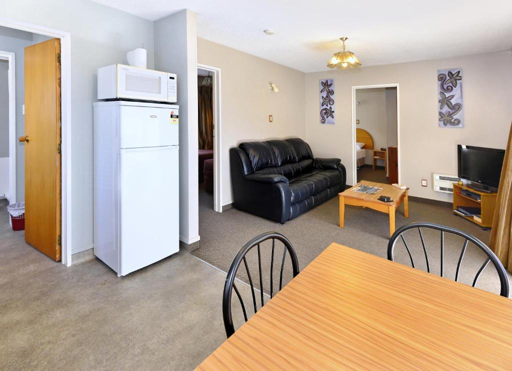 Classique Lodge Motel - Resim 4