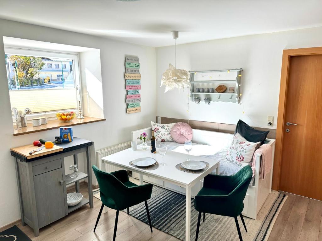Kuchyňa alebo kuchynka v ubytovaní Ferienwohnung Saunahaus