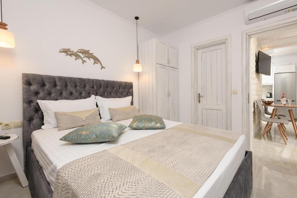 Postel nebo postele na pokoji v ubytování Villa Niti