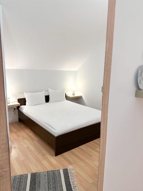 Hanul lui Ionut 2 - Resim 23