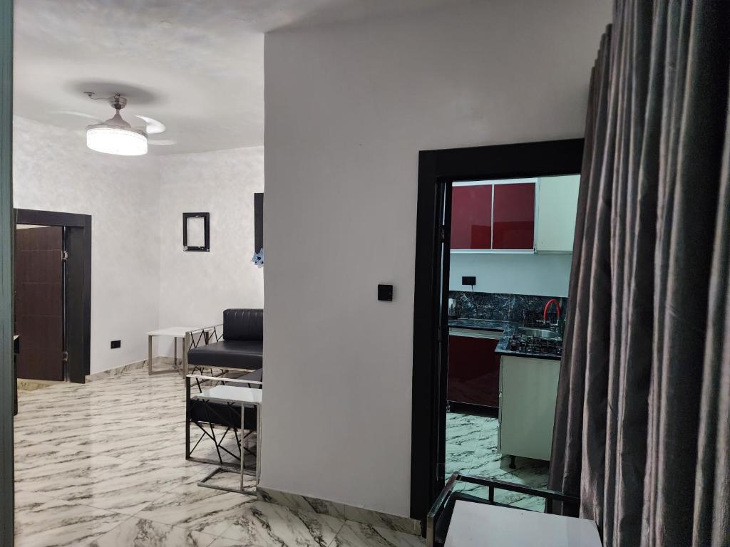 Kuchyň nebo kuchyňský kout v ubytování The Milton Apartment