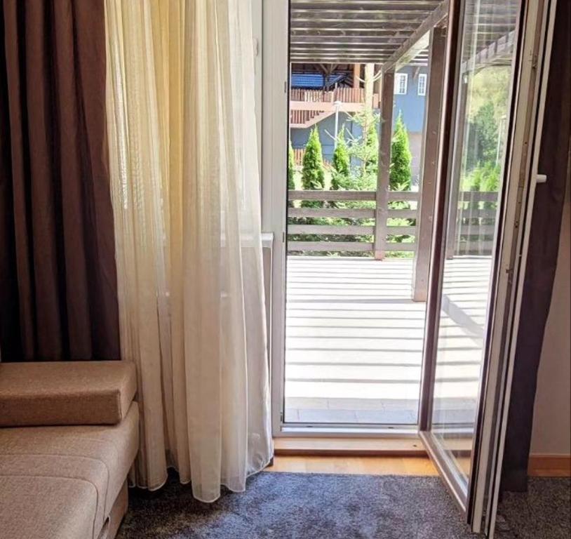 Balkón nebo terasa v ubytování Gondola Studio Brzeće Kopaonik