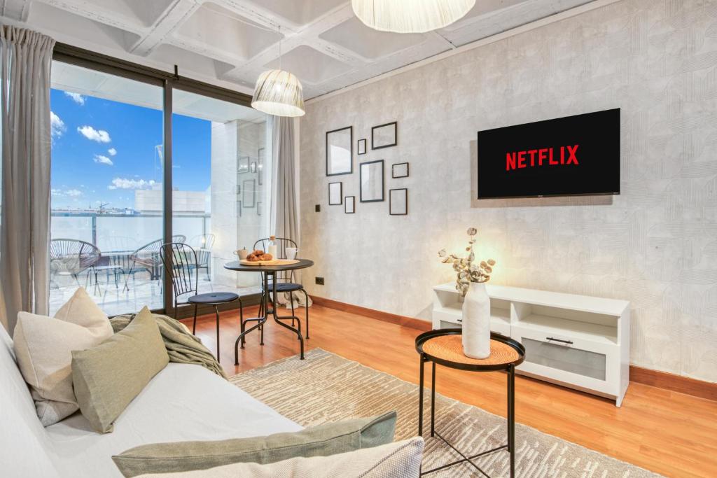 Industrial Chic Apartment Design: Expert Tips & Trends