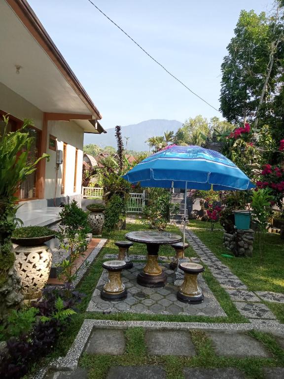 Zahrada ubytování umah kampung bendul